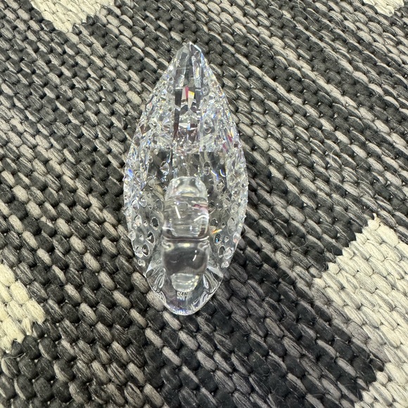 Swarovski Crystal Swan With Stand - Picture 4 of 6